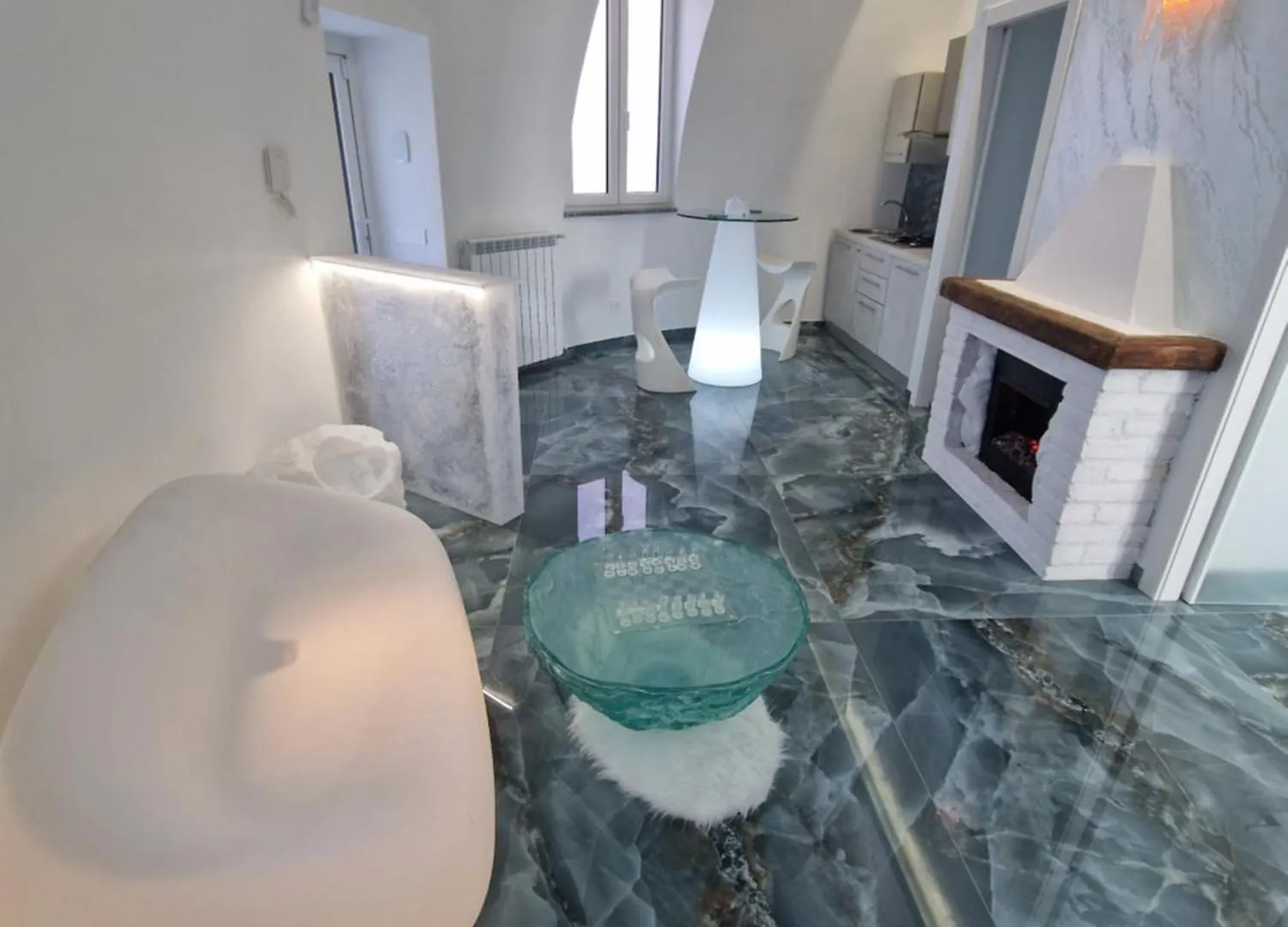 The Igloo Milano Villa Italy