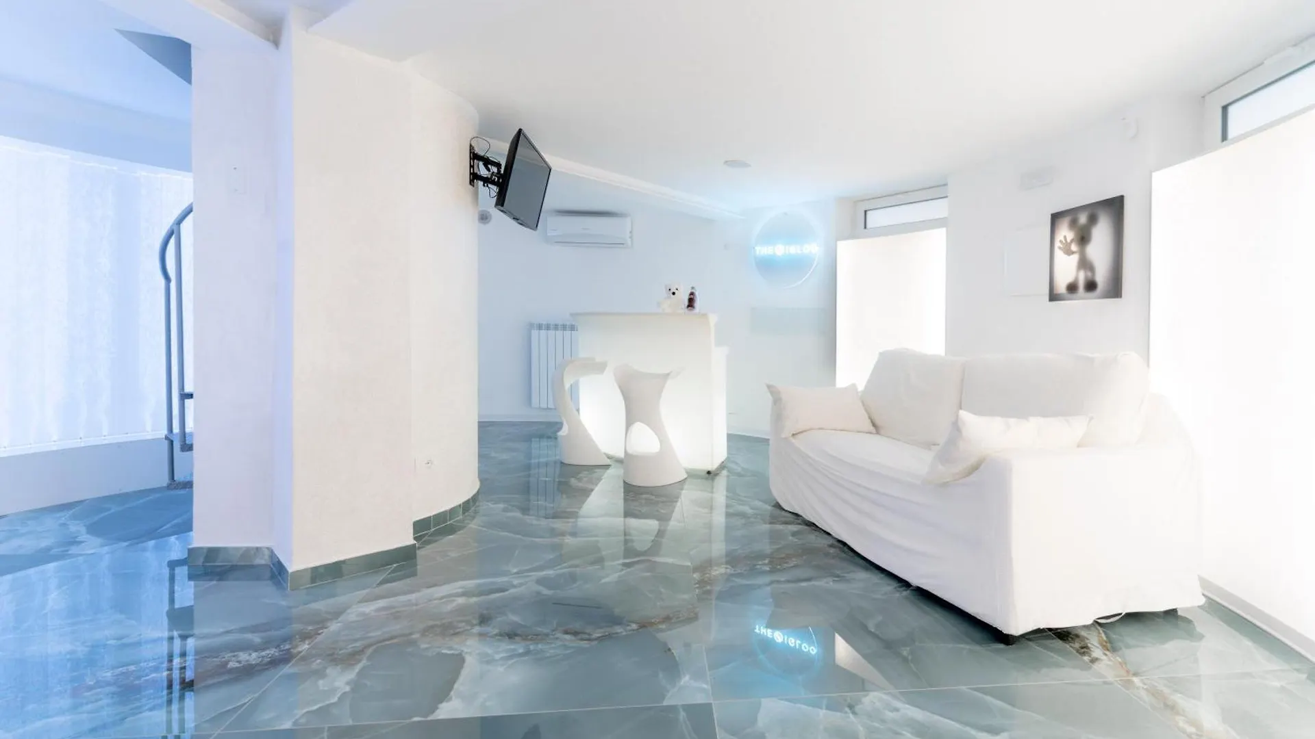 The Igloo Milano Villa Milan