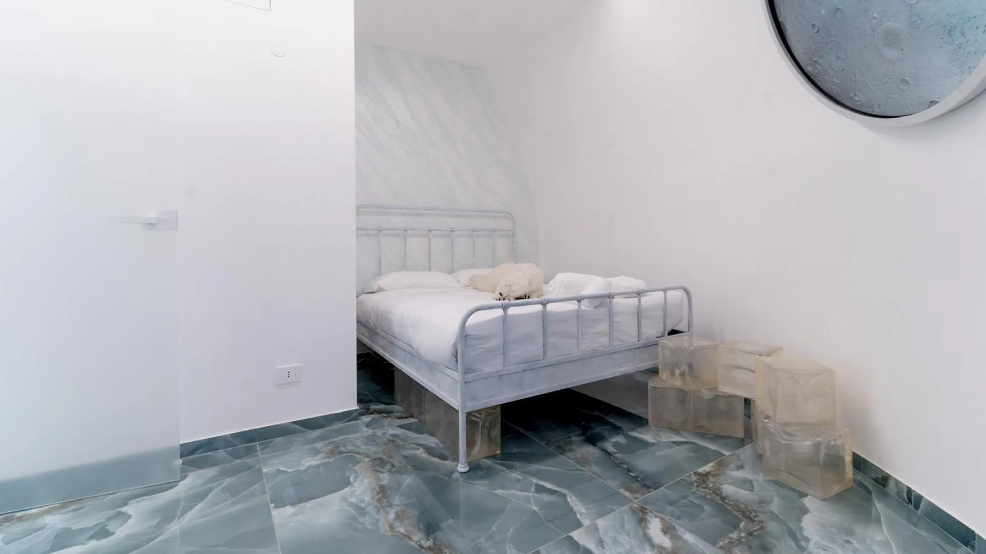 The Igloo Milano Villa
