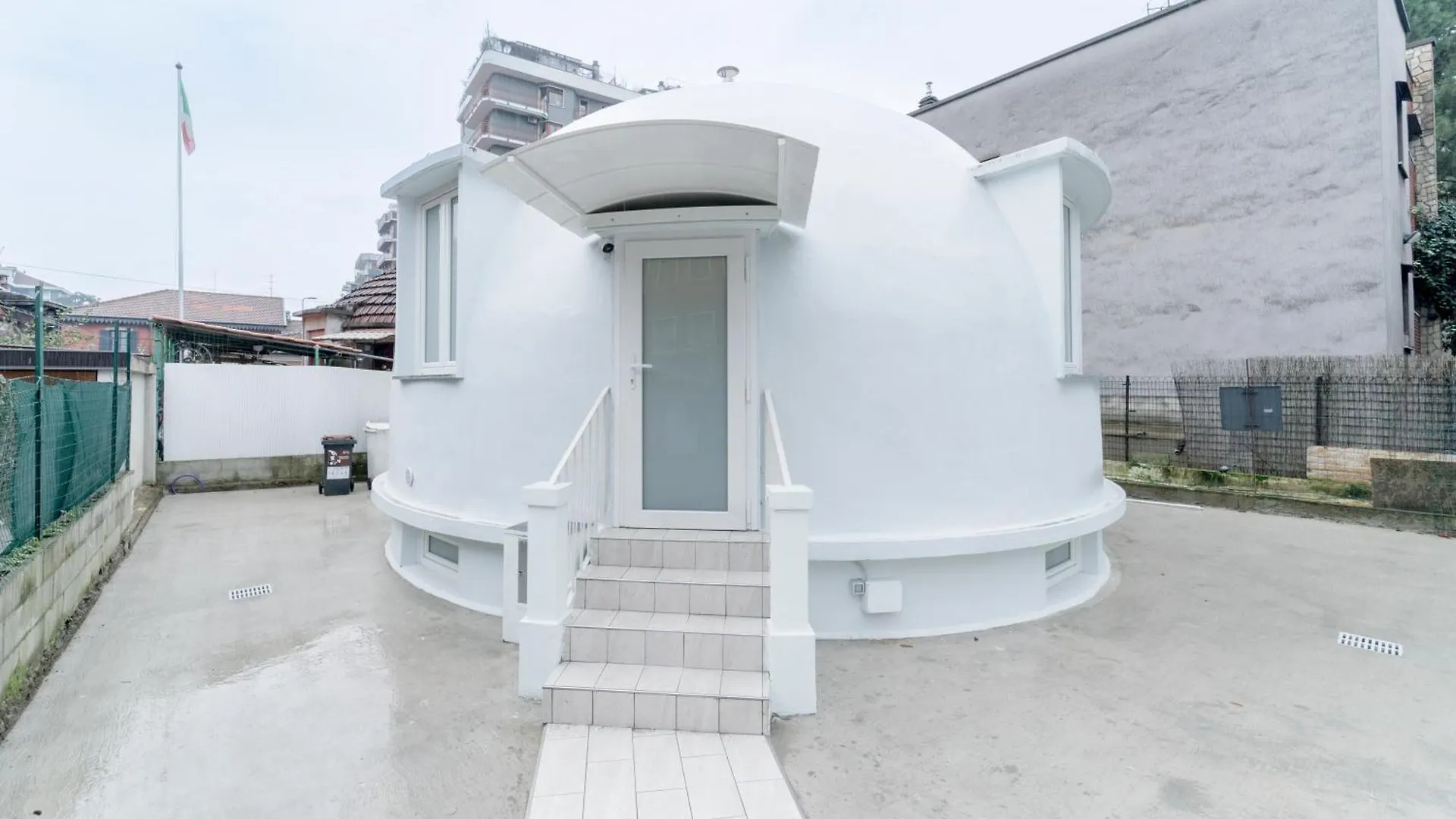 The Igloo Milano contacts