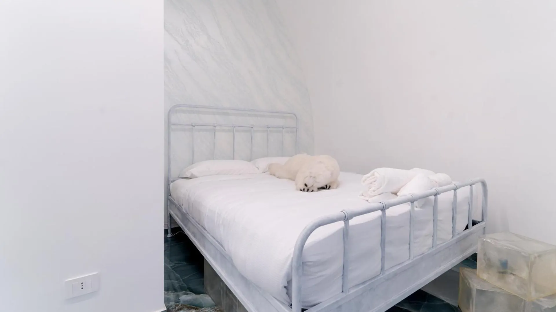 The Igloo Milano Villa